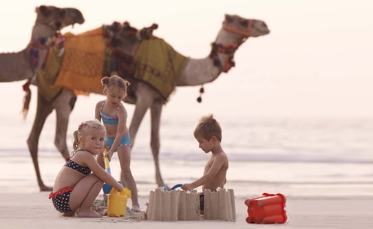 Ritz-Carlton-Dubai-Kids-Camel-on-Beach