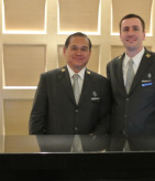 four-seasons-washington-concierge-desk