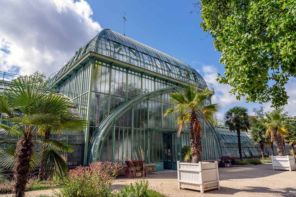 Grandes Serres at the Jardin des Plantes- credit AdobeStock