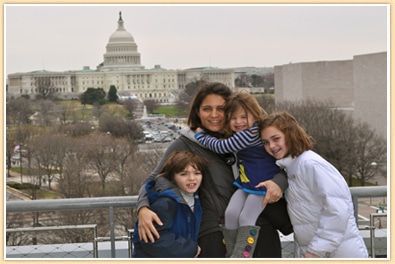 washington dc family photo in front of capitol