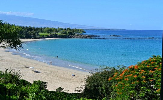 Beach-at-Mauna-Kea-Beach-Hotel