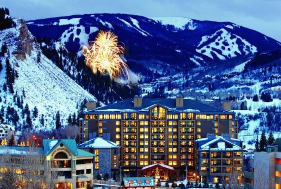 Westin Riverfront Resort Spa Review Ciao Bambino   Westin Riverfront Beaver Creek Fireworks 1 570x384 