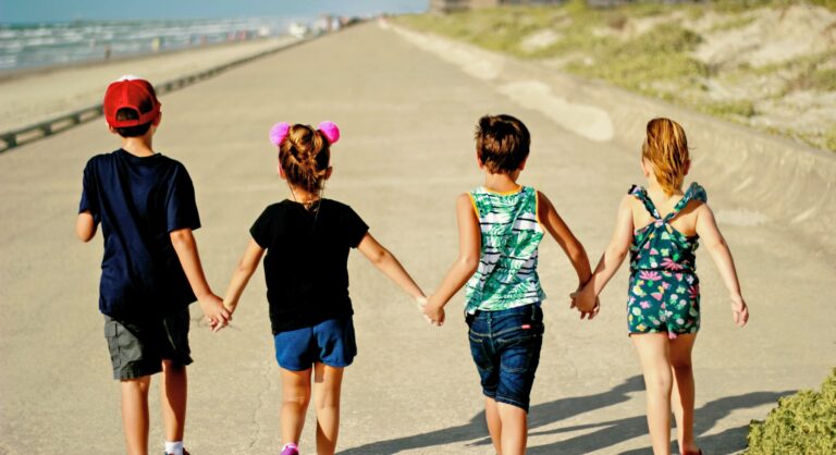 How to Vacation with Another Family … And Stay Friends