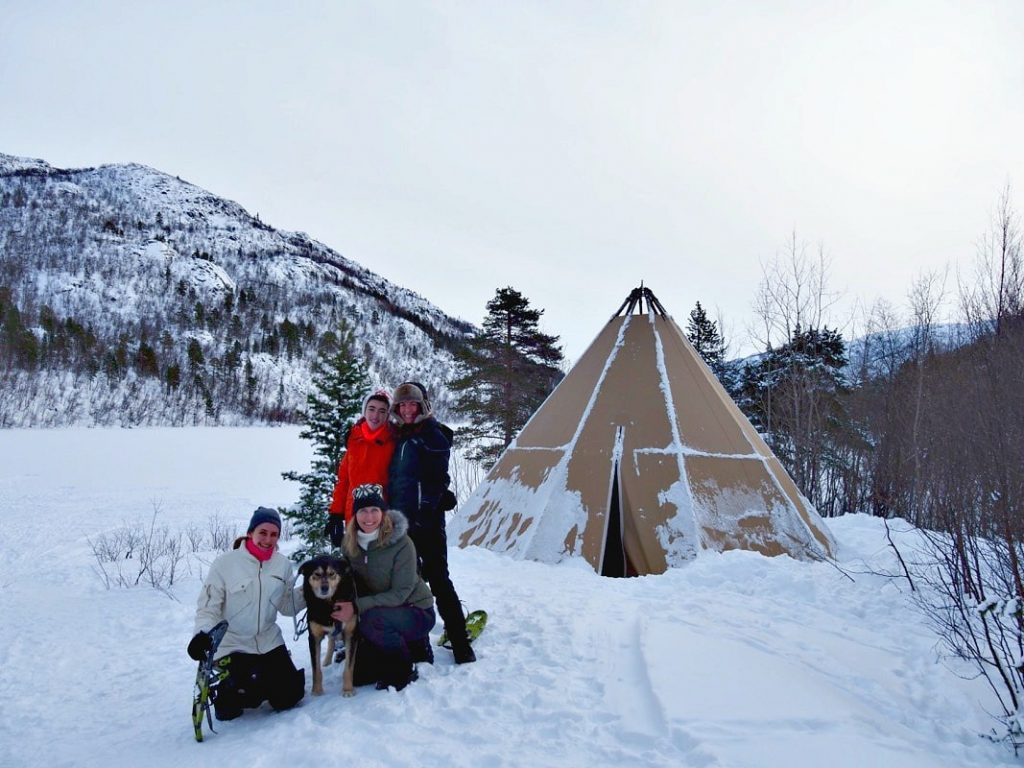 winter-family-vacation-norway