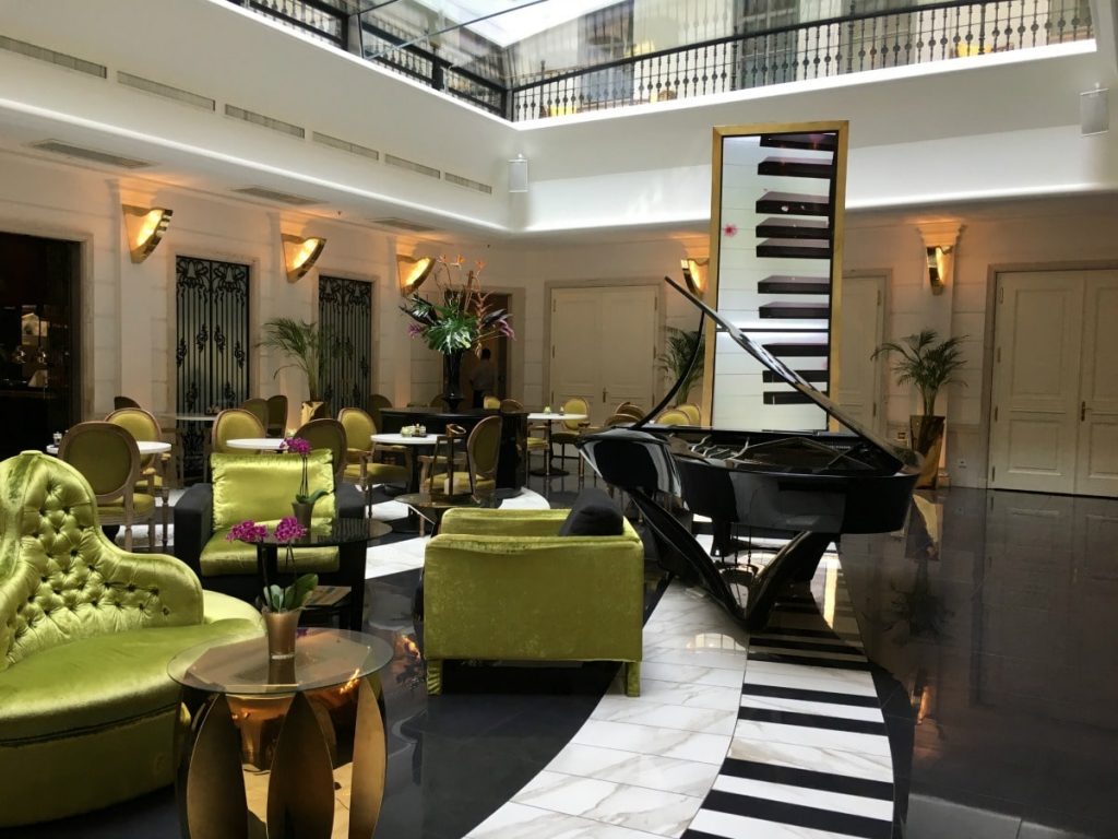 Aria Hotel Budapest Music Garden
