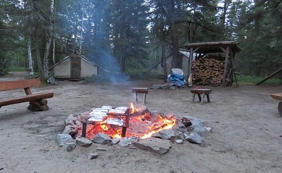 Dinner cooking on Zoo sauvage de Saint-Félicien campfire