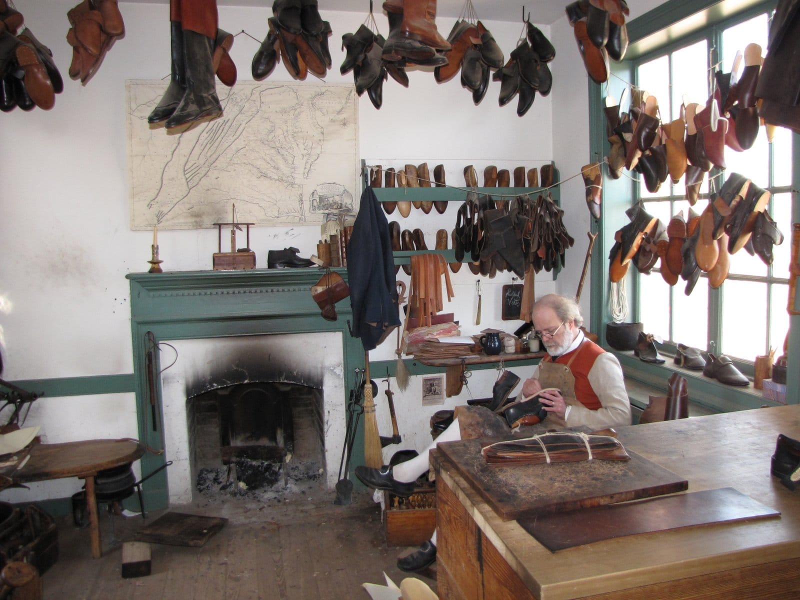 Colonial Willamsburg Shoemaker