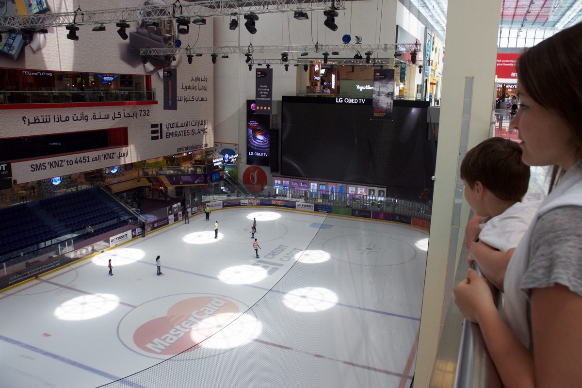 Best Activities in Dubai with Kids, Mall Ice Rink