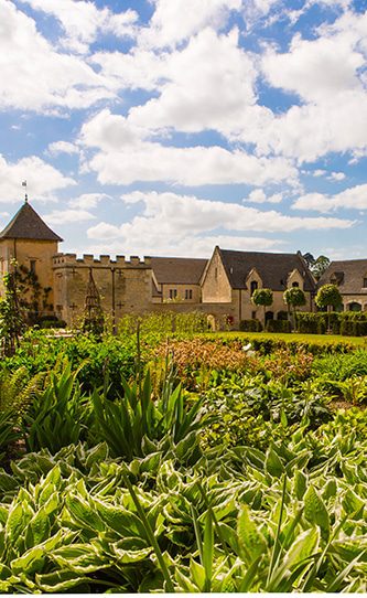 The phenomenal buildings and grounds at Ellenborough Park are the highlight of a stay here