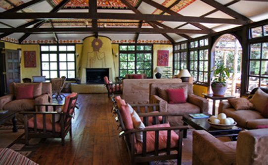 sanctuary-olonana-dining-room-masai-mara-kenya-africa