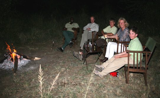 serengeti-shared-safari-explorer-camp-nolting-family-and-guide