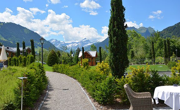the-alpina-gstaad-gardens
