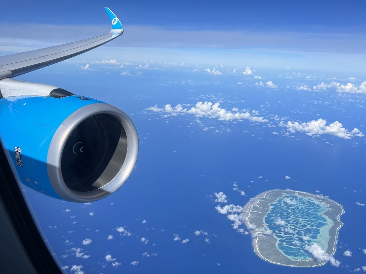 Window seat view of flight to Tahiti