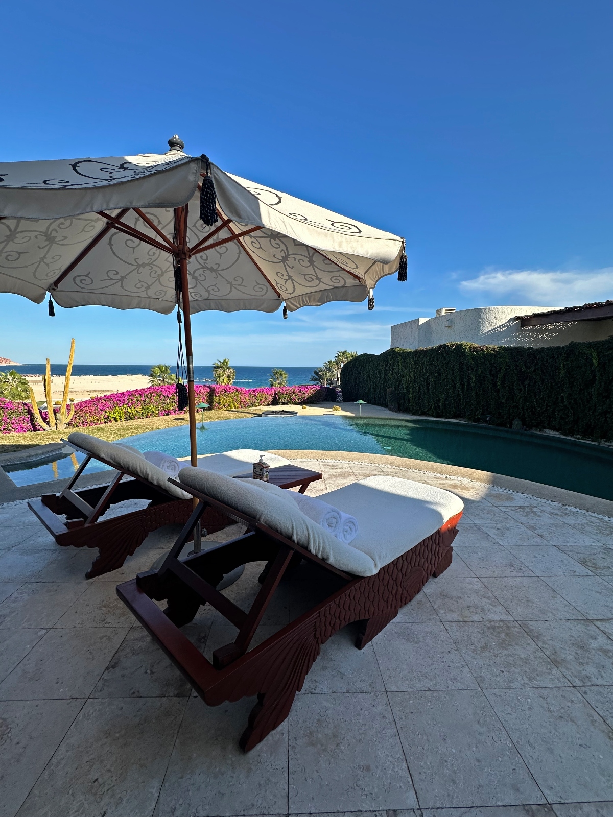 Las Ventanas al Paraiso Review and Highlights