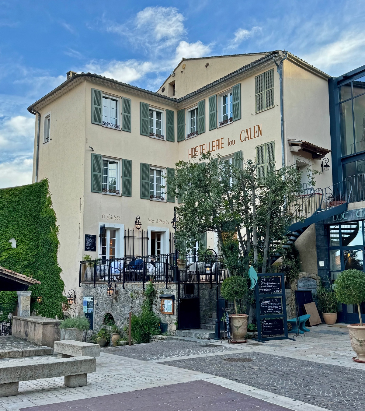 Hotel Lou Calen Exterior