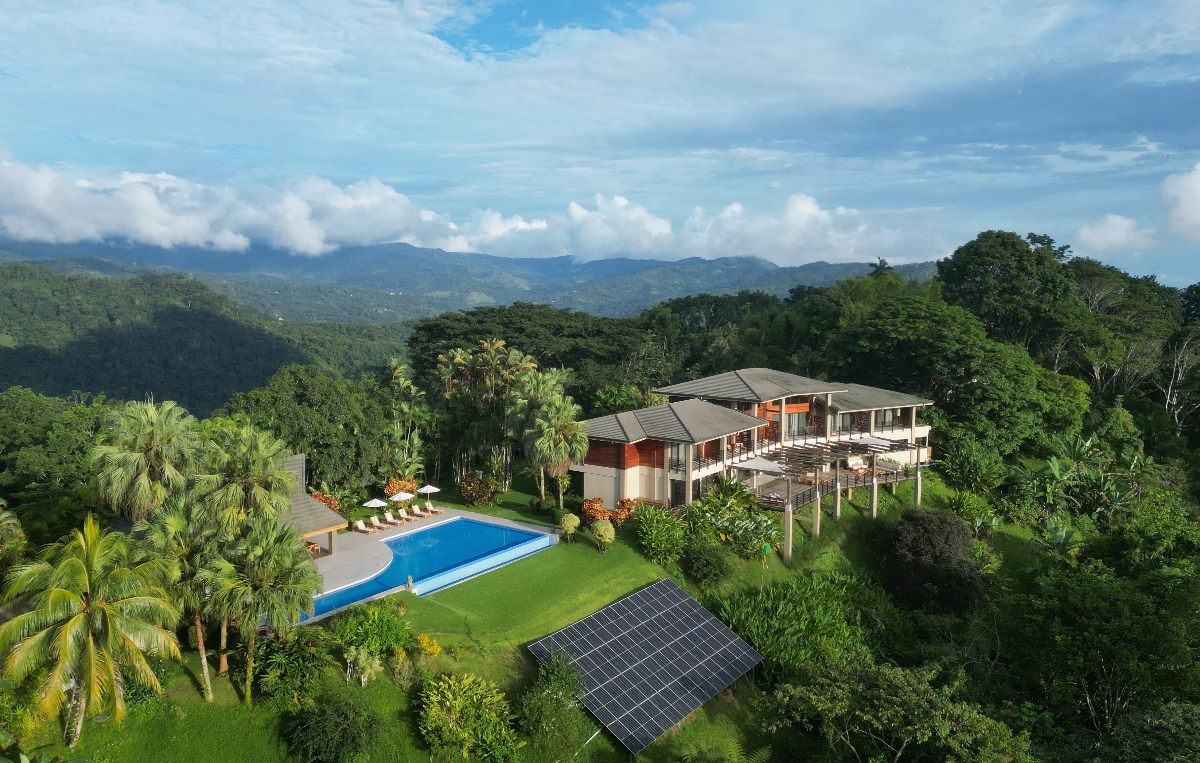 Family Vacations with Adult Children: Lamangata, Costa Rica