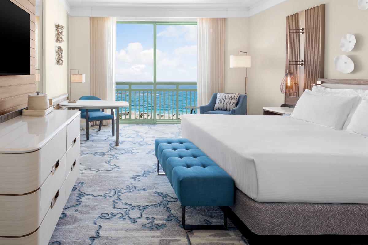 Inside the New Imperial Club at Atlantis Paradise Island